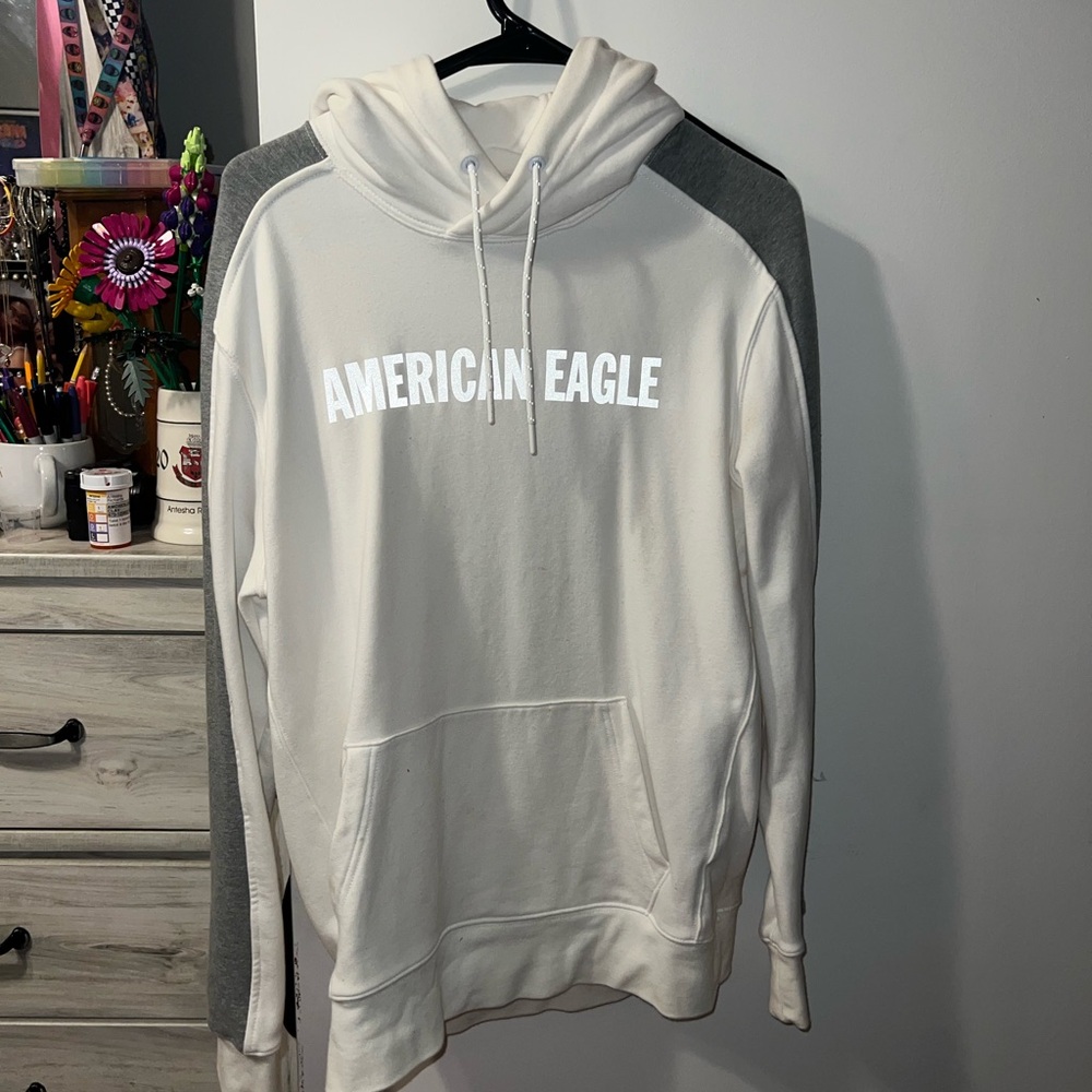 Men’s American Eagle hoodie